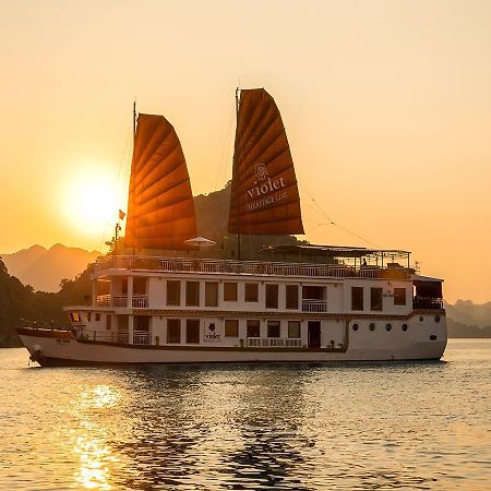 Heritage Line Violet Cruise - Halong Bay & Lan Ha Bay Халонг Екстер'єр фото